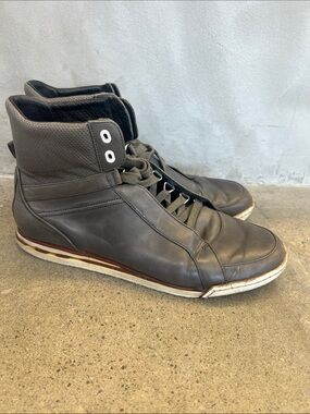 Y-3 Men's High-Top Sneakers in Dark Gray with White Eyelets